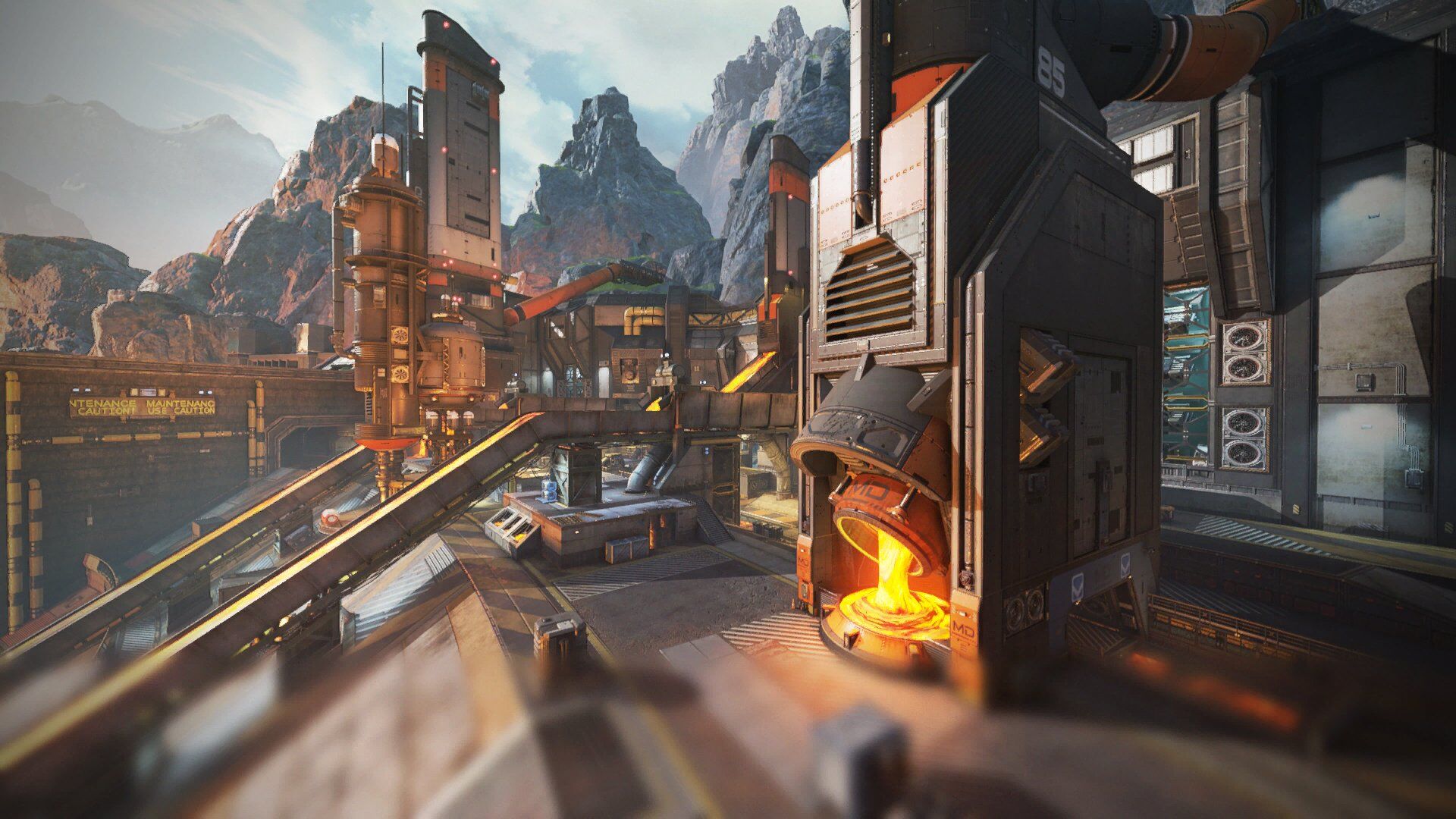 Life谈英雄池： 会根据FPX阵容需要去做搭配 有经验所以玩的多