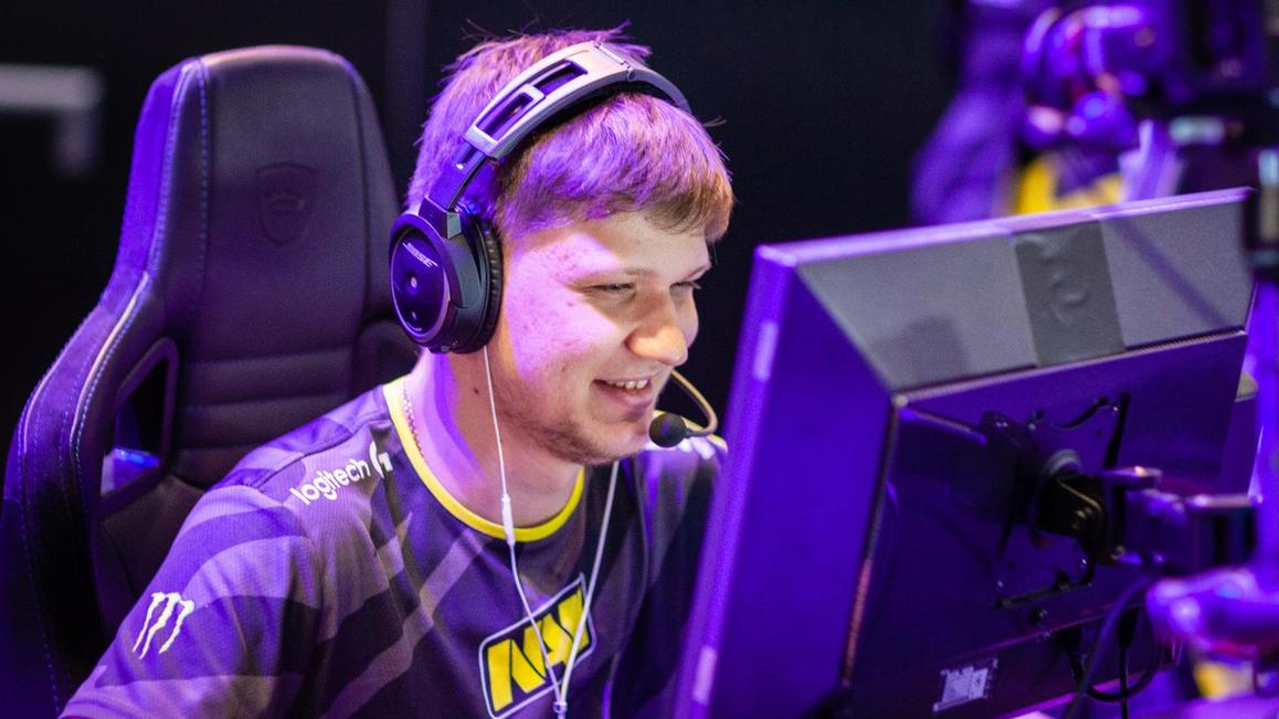 很难在巨大的优势下输掉比赛！Gideon和Lillia在团战中击杀了四个 Nongshim RedForce ，其中两个上了高地，赢回了一局比赛